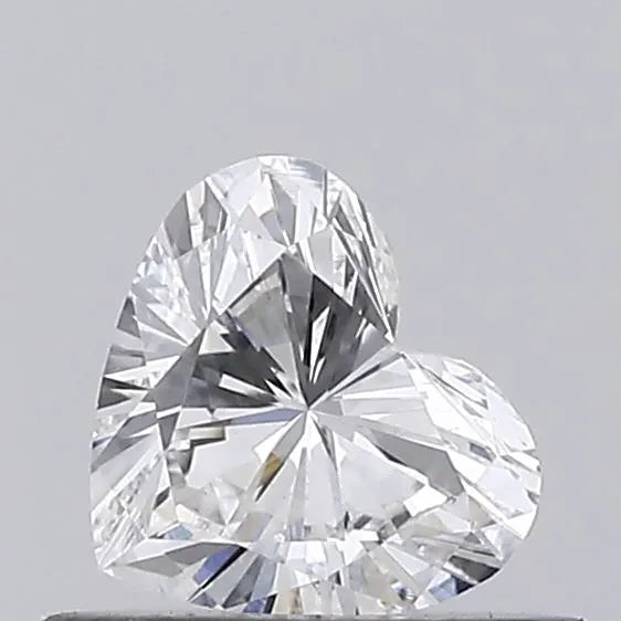 0.15ct Heart Lab Grown Diamond (Colour E, Clarity VVS2, Uncertified)