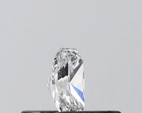 0.20ct Radiant Lab Grown Diamond (Colour D, Clarity VS1, IGI Certified)