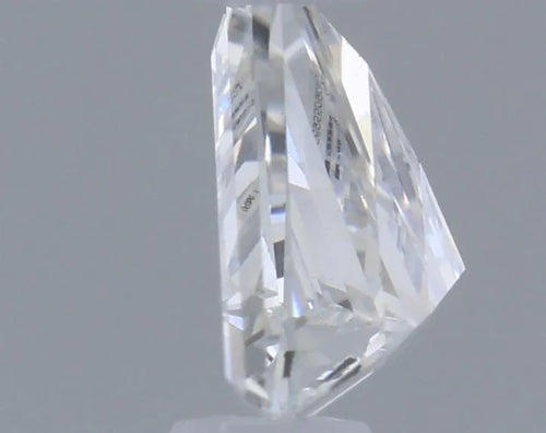 0.25ct Triangular Lab Grown Diamond (Colour E, Clarity VS1, IGI Certified)
