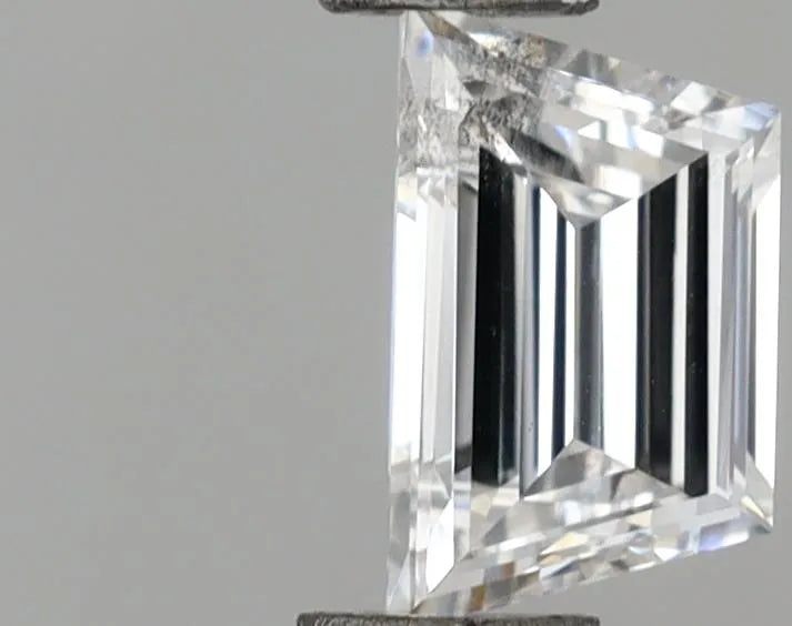 0.32ct Trapezoid Lab Grown Diamond (Colour F, Clarity VS2, Cut VG, Uncertified)