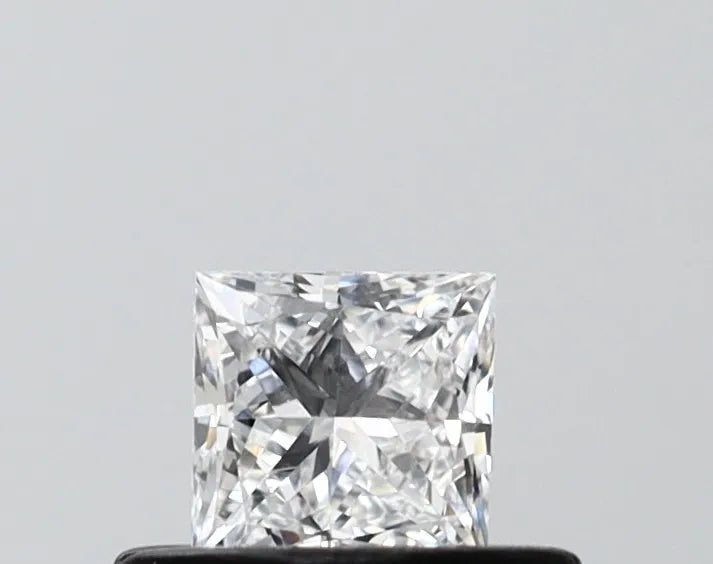 0.33ct Princess Lab Grown Diamond (Colour D, Clarity VVS2, IGI Certified)