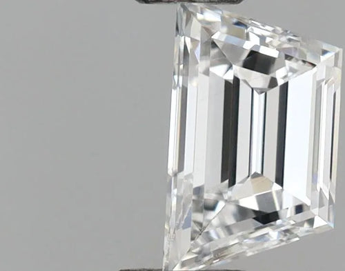 0.36ct Trapezoid Lab Grown Diamond (Colour F, Clarity VS1, Cut VG, Uncertified)