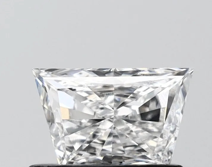 0.59ct Trapezoid Lab Grown Diamond (Colour E, Clarity VS1, IGI Certified)