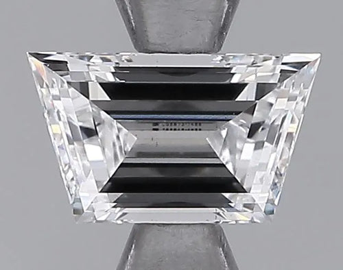 0.80ct Trapeze Lab Grown Diamond (Colour E, Clarity VS1, IGI Certified)