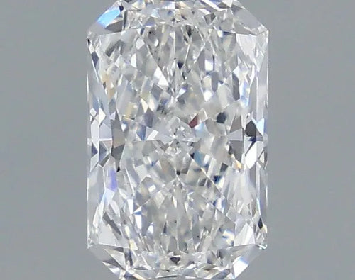 0.81ct Radiant Lab Grown Diamond (Colour E, Clarity VS2, IGI Certified)
