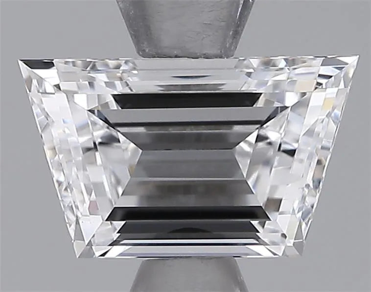 0.89ct Trapezoid Lab Grown Diamond (Colour D, Clarity VS1, IGI Certified)