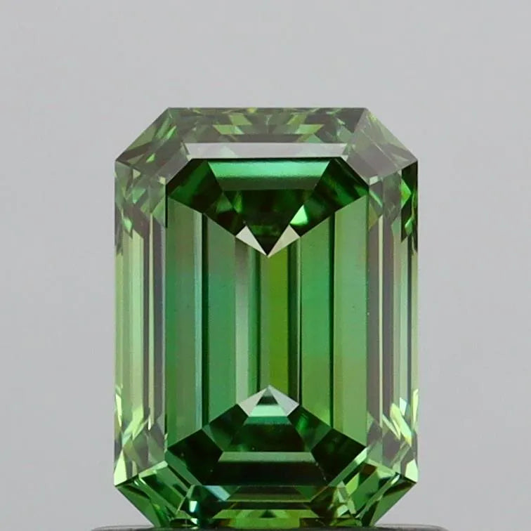 0.90ct Emerald Lab Grown Diamond (Colour Fancy Vivid Green, Clarity VS1, IGI Certified)