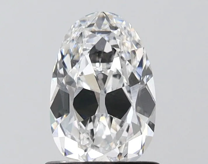 1.04ct Oval Lab Grown Diamond (Colour D, Clarity VS2, Uncertified)
