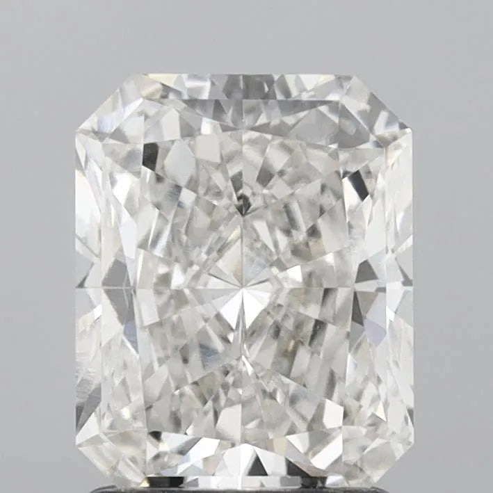 1.54ct Radiant Lab Grown Diamond (Colour G, Clarity VVS2, IGI Certified)