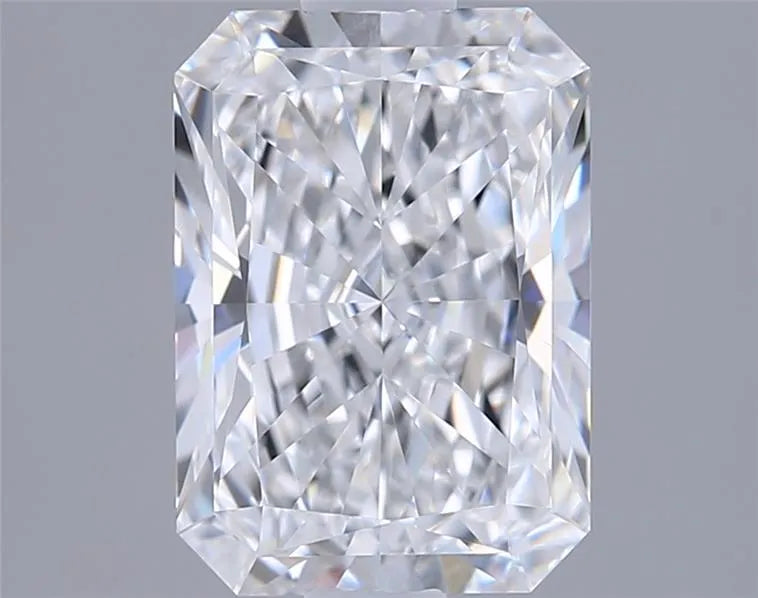 1.56ct Radiant Lab Grown Diamond (Colour D, Clarity VVS2, IGI Certified)
