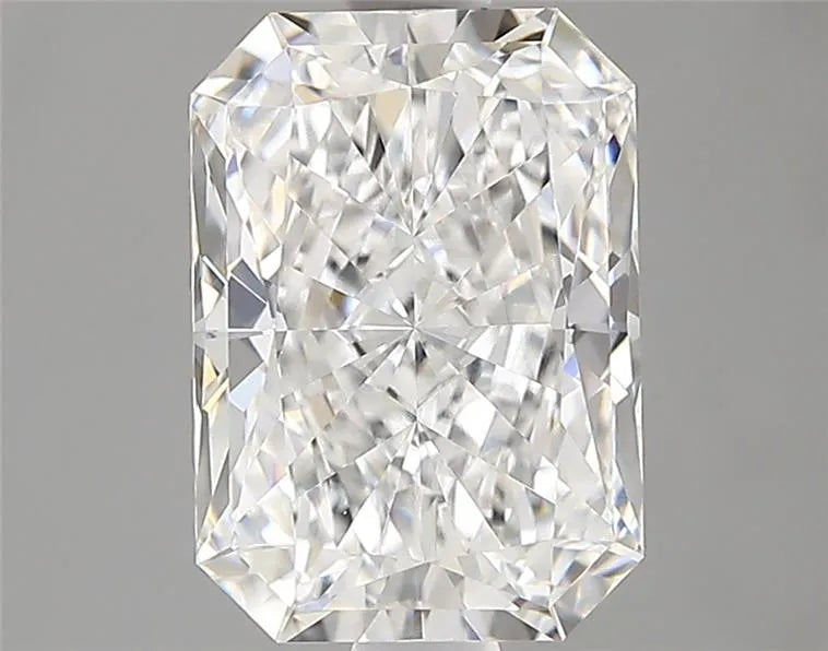 1.60ct Radiant Lab Grown Diamond (Colour E, Clarity VVS2, IGI Certified)