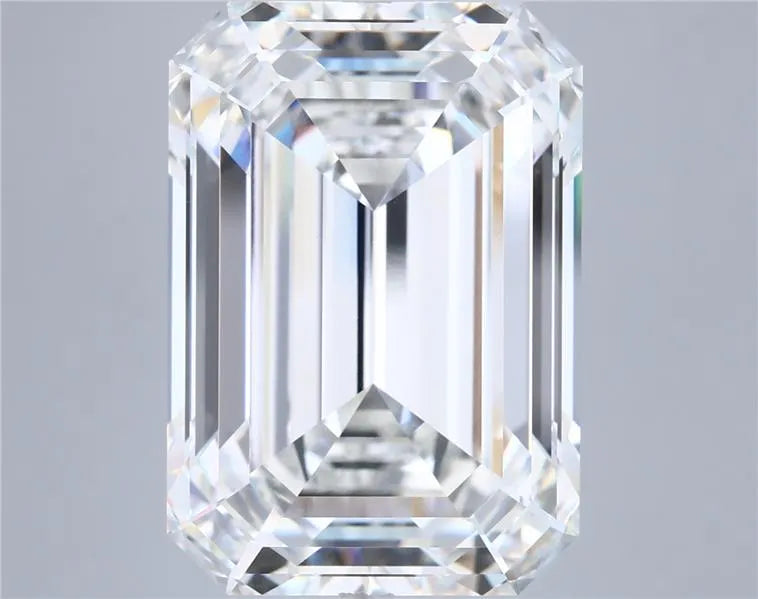 15.08ct Emerald Lab Grown Diamond (Colour G, Clarity VVS2, IGI Certified)