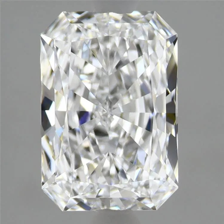 2.22ct Radiant Lab Grown Diamond (Colour D, Clarity IF, IGI Certified)
