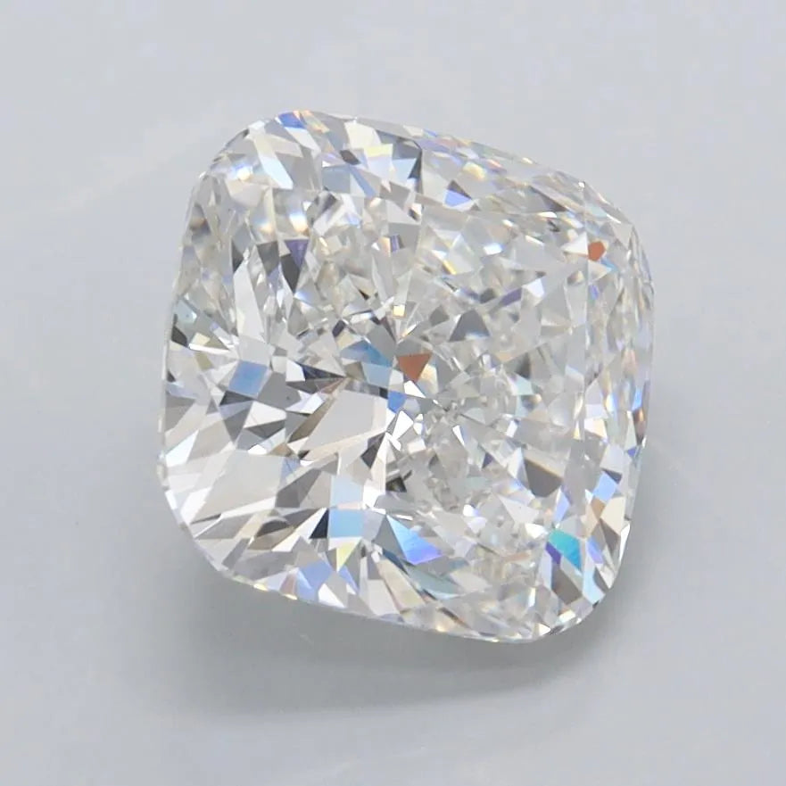 2.50ct Cushion modified Lab Grown Diamond (Colour E, Clarity VS1, IGI Certified)
