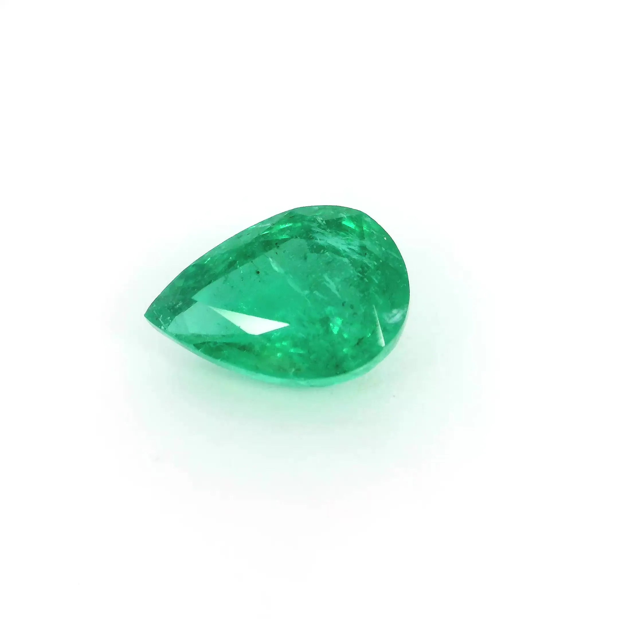 2.56ct Pear Natural Emerald (Colour Green, Clarity Moderately Included, Cut Faceted)