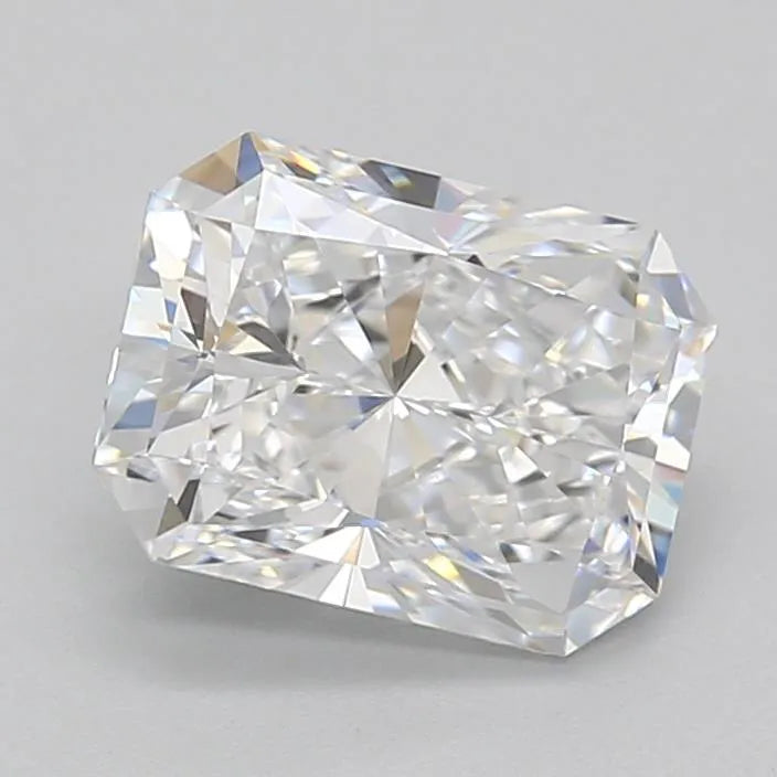 2.62ct Radiant Lab Grown Diamond (Colour D, Clarity VVS1, IGI Certified)