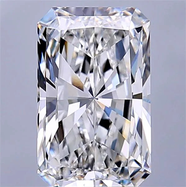 2.75ct Radiant Lab Grown Diamond (Colour E, Clarity VVS2, IGI Certified)