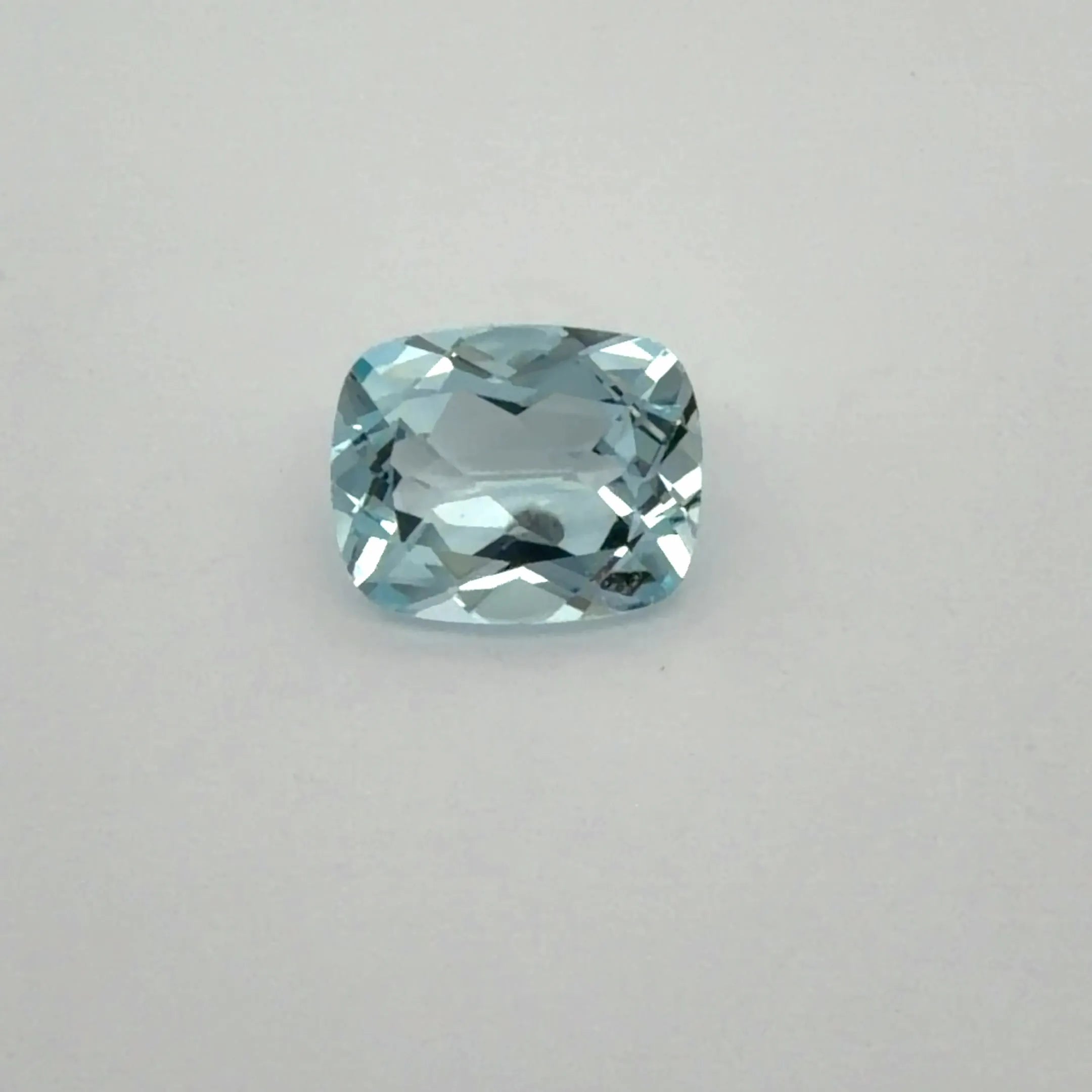 2.81ct Cushion Natural Aquamarine (Colour Blue, Clarity Eye Clean, Cut Faceted)