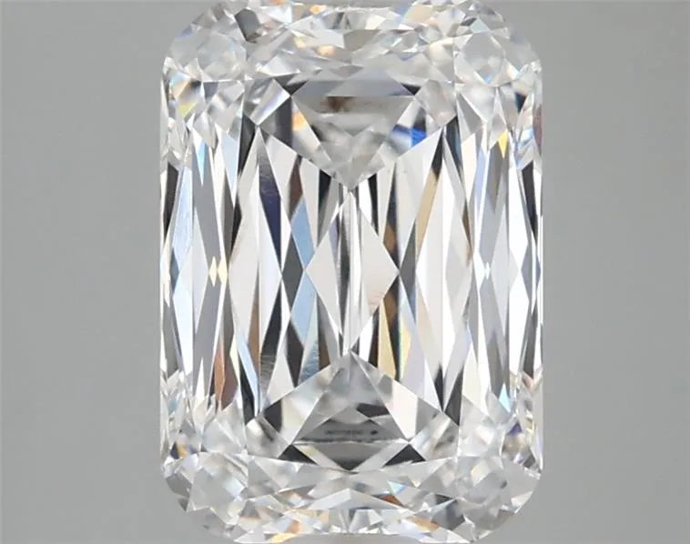 2.86ct Cushion modified Lab Grown Diamond (Colour E, Clarity VVS2, IGI Certified)