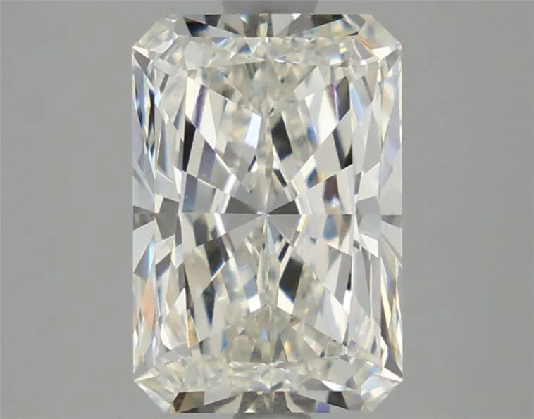 2.86ct Radiant Lab Grown Diamond (Colour H, Clarity VVS2, Cut EX, IGI Certified)