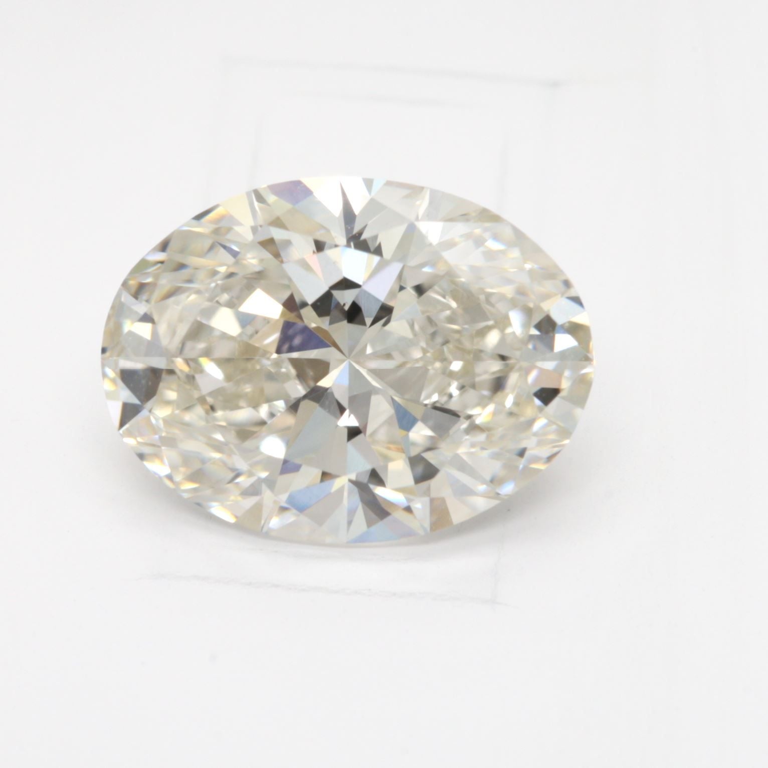 Oval 3.09 ct H VS1 EX EX None