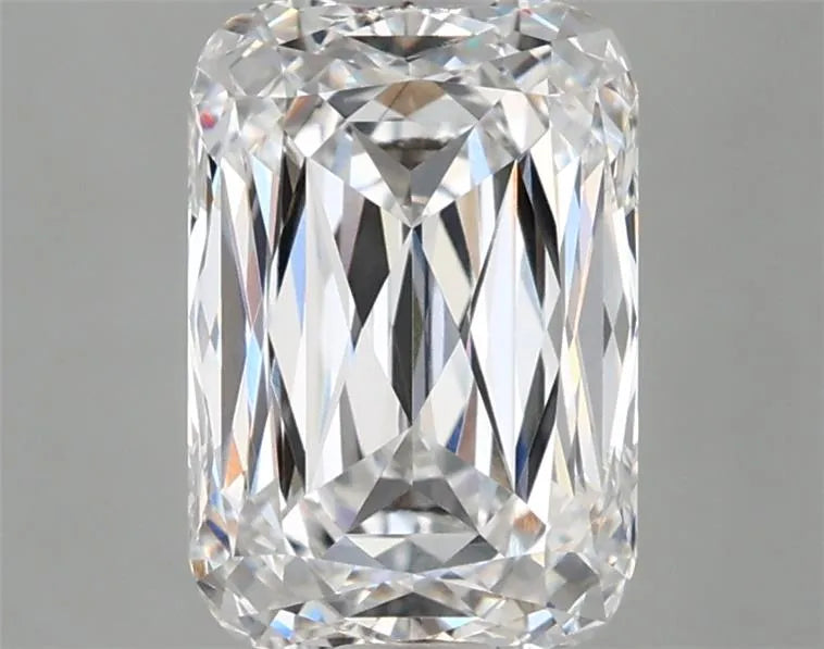 3.04ct Cushion modified Lab Grown Diamond (Colour E, Clarity VVS2, IGI Certified)