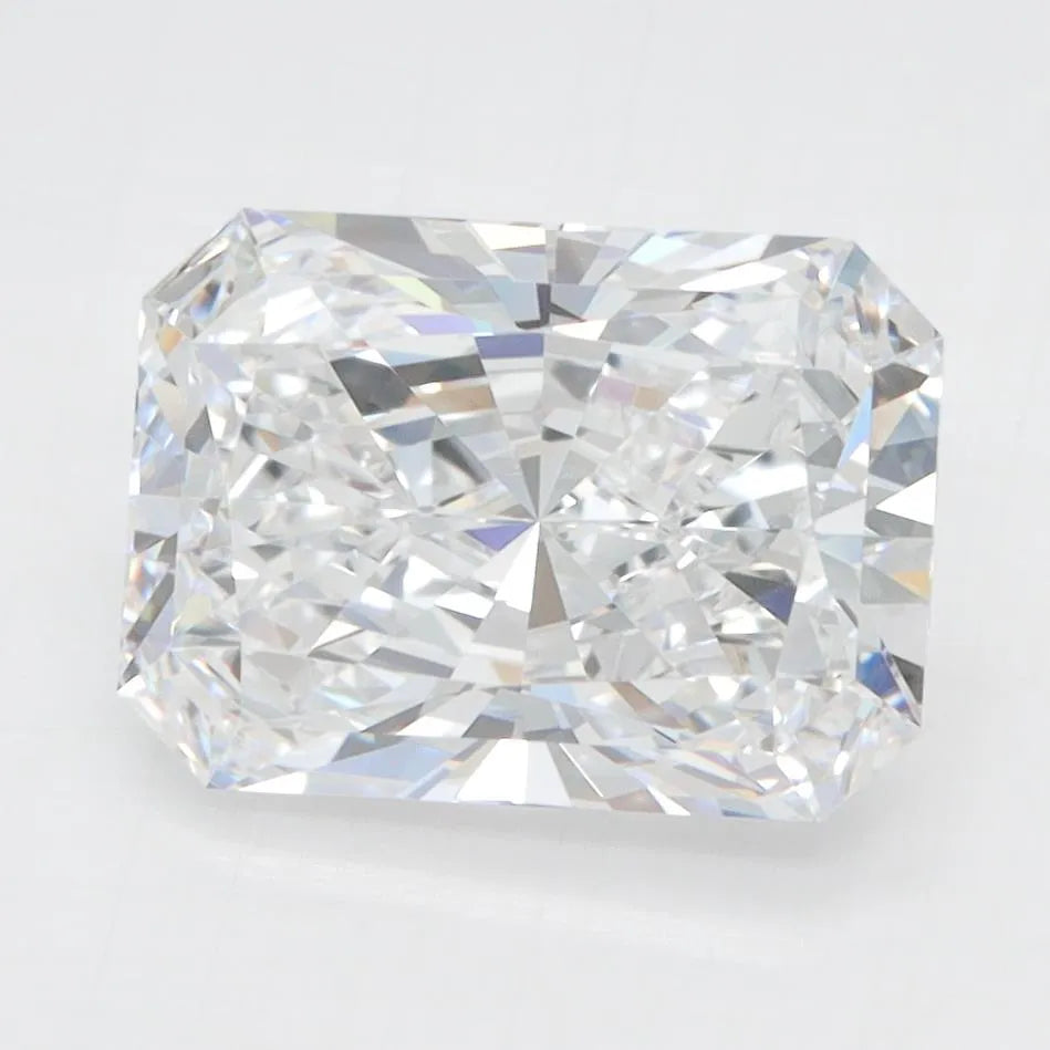 3.04ct Radiant Lab Grown Diamond (Colour D, Clarity VVS1, IGI Certified)