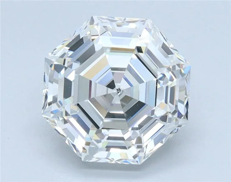 3.06ct Octagonal Lab Grown Diamond (Colour E, Clarity VVS2, IGI Certified)