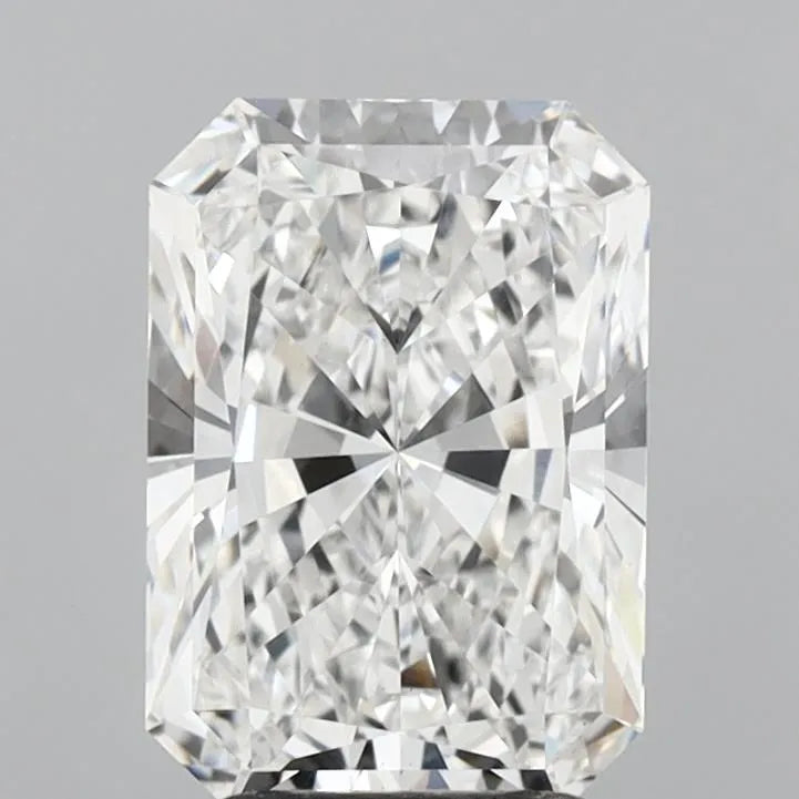 3.08ct Radiant Lab Grown Diamond (Colour E, Clarity VS1, IGI Certified)