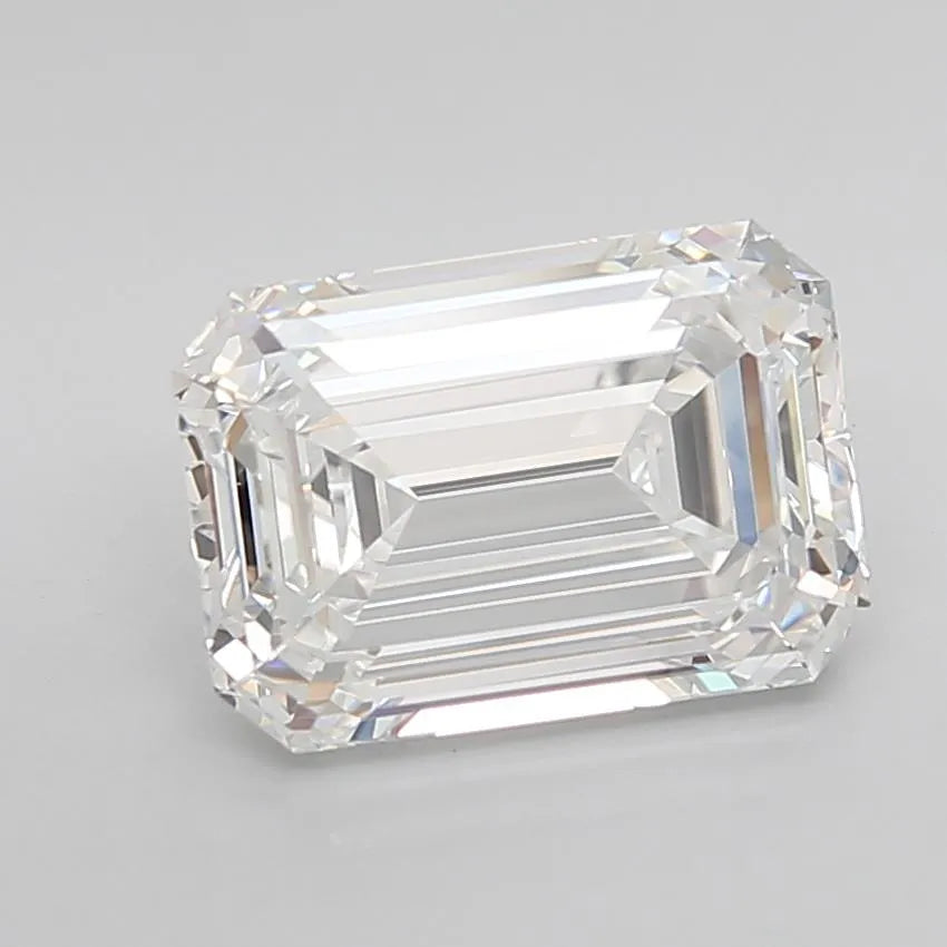 3.73ct Emerald Lab Grown Diamond (Colour E, Clarity VVS1, Cut EX, IGI Certified)