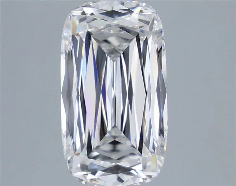 3.91ct Cushion modified Lab Grown Diamond (Colour F, Clarity VVS2, IGI Certified)
