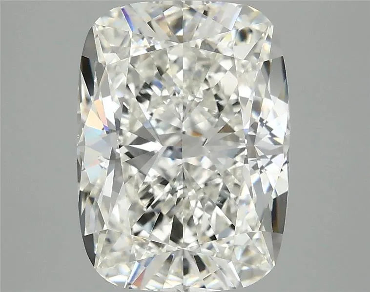 3.98ct Cushion modified Lab Grown Diamond (Colour G, Clarity VVS2, IGI Certified)