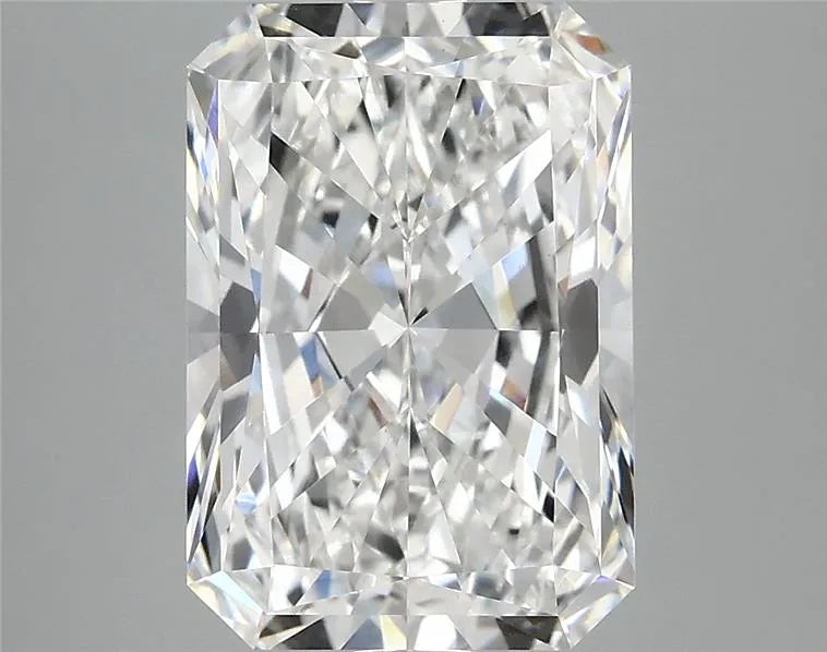 4.00ct Radiant Lab Grown Diamond (Colour E, Clarity VS1, IGI Certified)