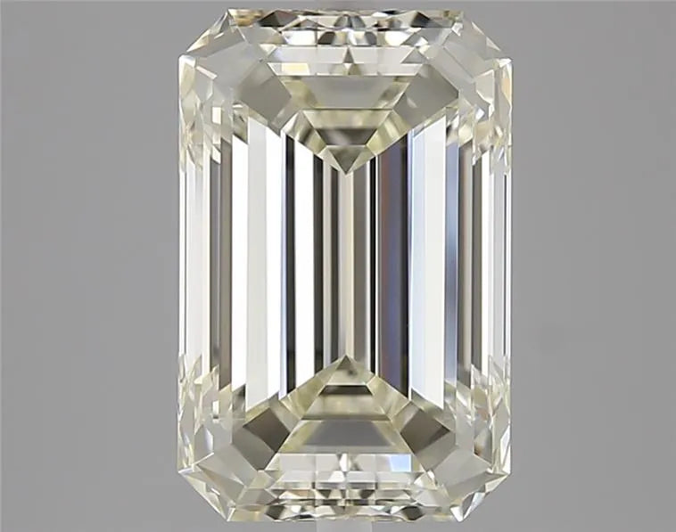 4.01ct Emerald Natural Diamond (Colour K, Clarity IF, Cut VG, IGI Certified)