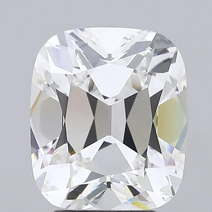 4.03ct Cushion brilliant Lab Grown Diamond (Colour E, Clarity VVS2, IGI Certified)