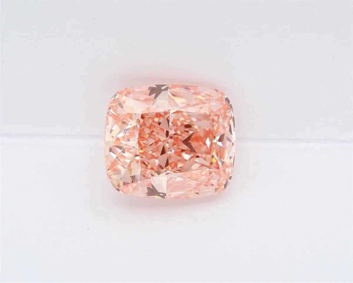 4.07ct Cushion modified Lab Grown Diamond (Colour Fancy Vivid Pink, Clarity VVS2, IGI Certified)