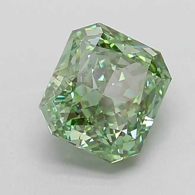 4.55ct Radiant Lab Grown Diamond (Colour Fancy Vivid Green, Clarity VS1, IGI Certified)