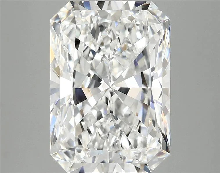 4.98ct Radiant Lab Grown Diamond (Colour D, Clarity VVS2, IGI Certified)