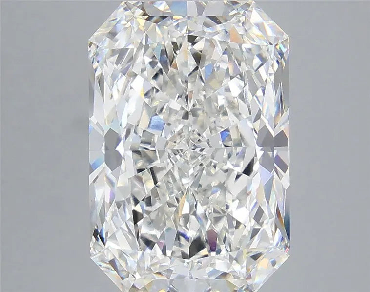 8.04ct Radiant Lab Grown Diamond (Colour F, Clarity VVS2, IGI Certified)